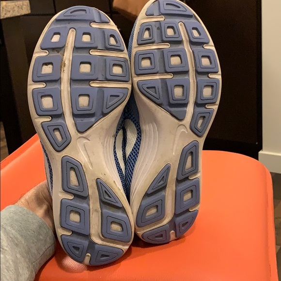 Nike womens sneakers - Picture 4 of 4